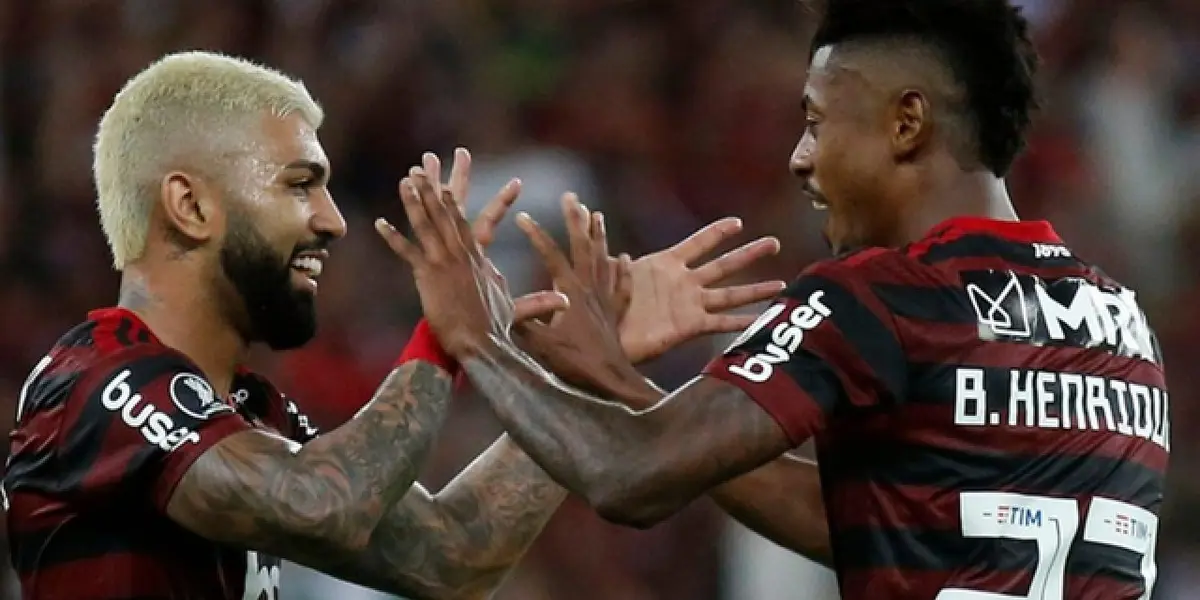 Gabriel Barbosa prova sintonia em campo, mas entrega clima nada amistoso com Bruno Henrique nos treinos