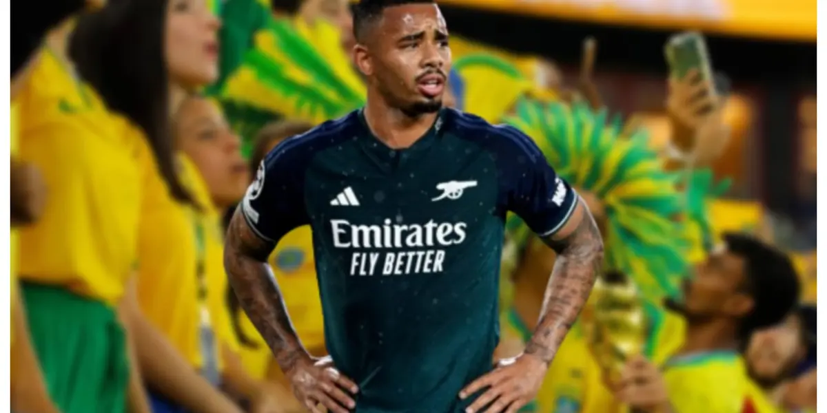 Gabriel Jesus com a camisa do Arsenal