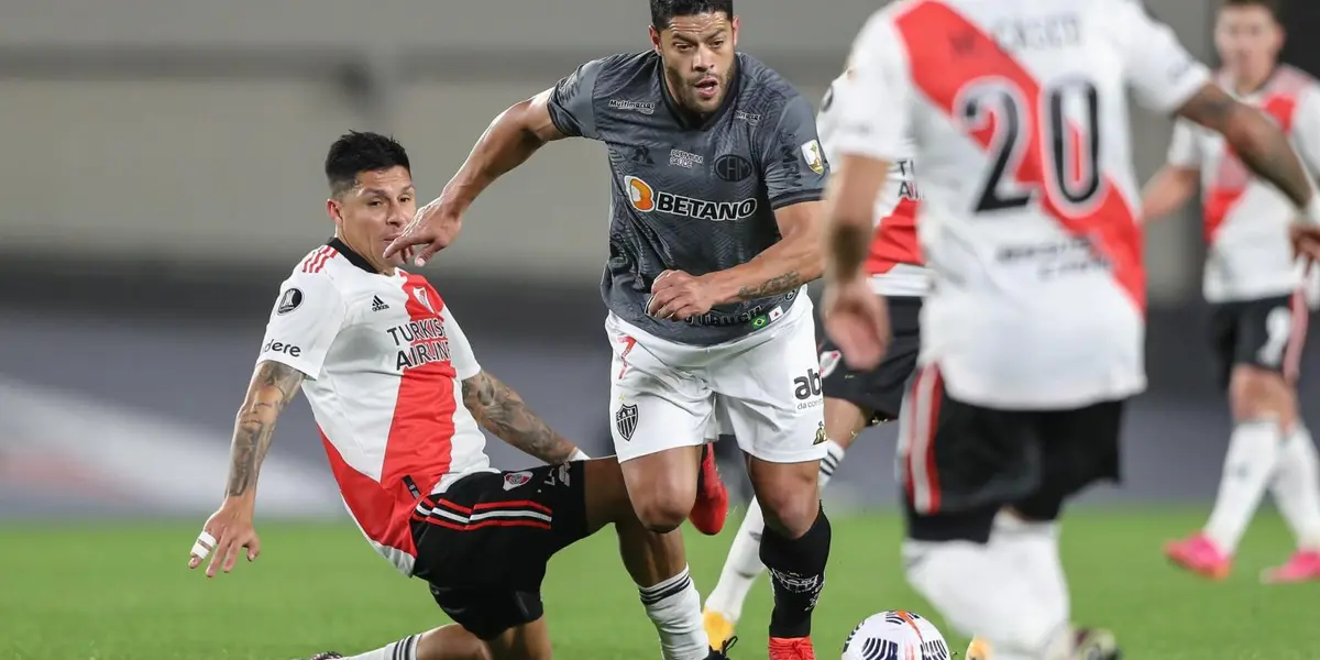 Galo conquistou grane vantagem ao bater a equipe argentina no Monumental de Núñez na noite de ontem (11)