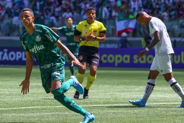 Gigante Holandês já teria formalizado proposta por meia Giovani