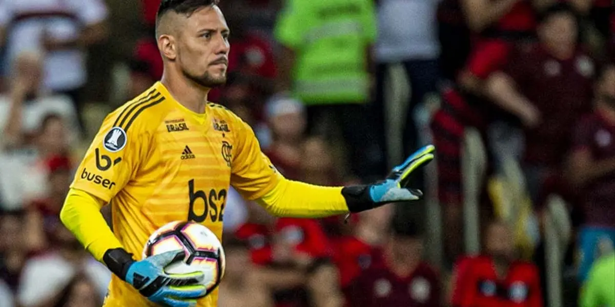 Goleiro ainda não sabe se vai ficar no Mengão