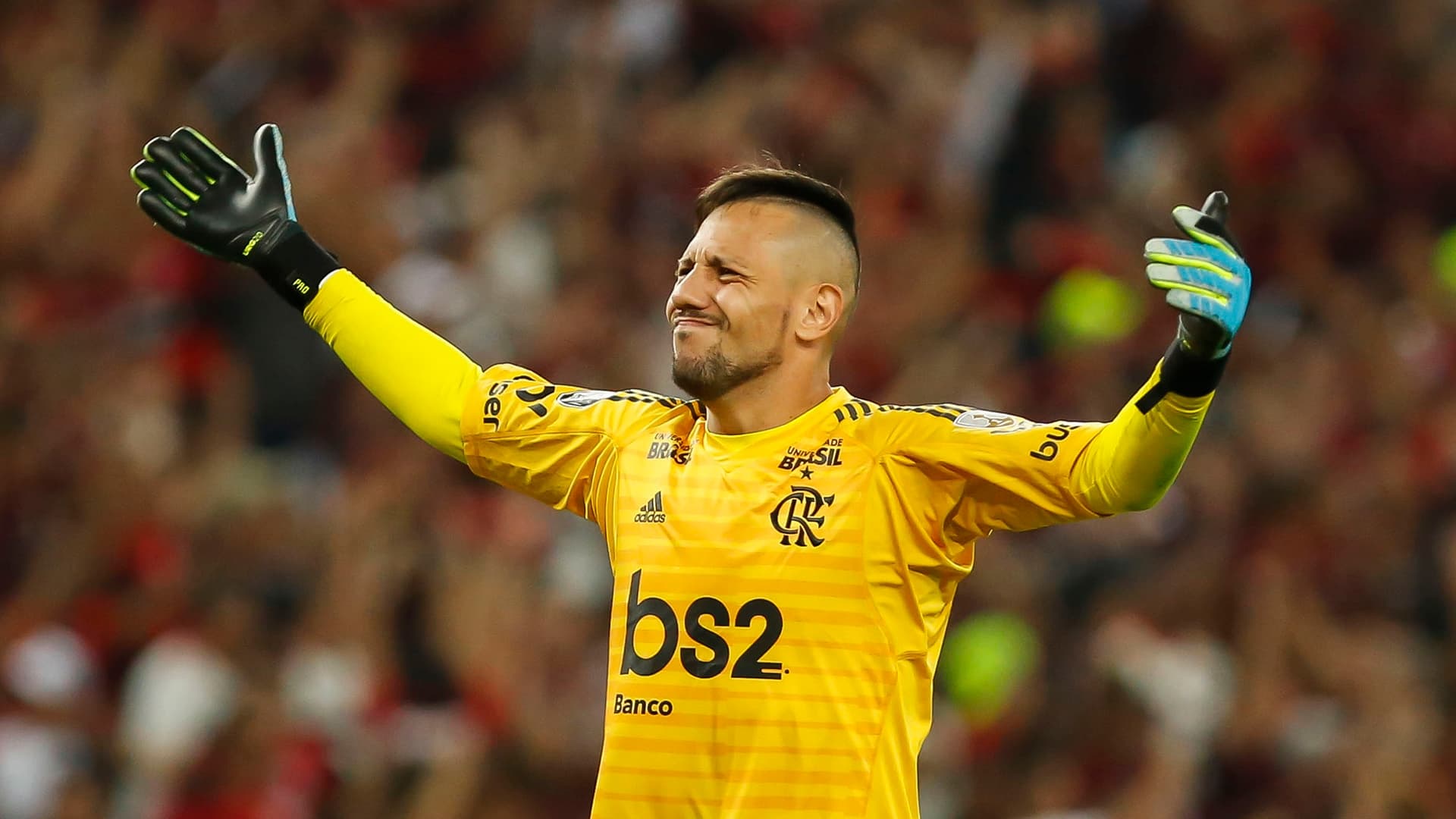 Goleiro campeão da Libertadores não deve continuar no clube
