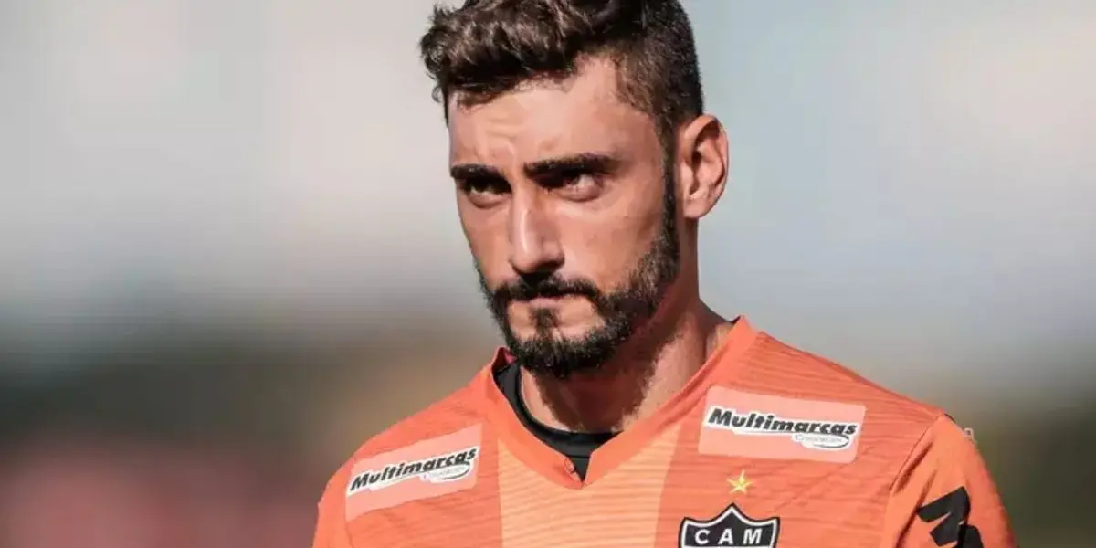 Goleiro comentou sobre redução salarial no Galo