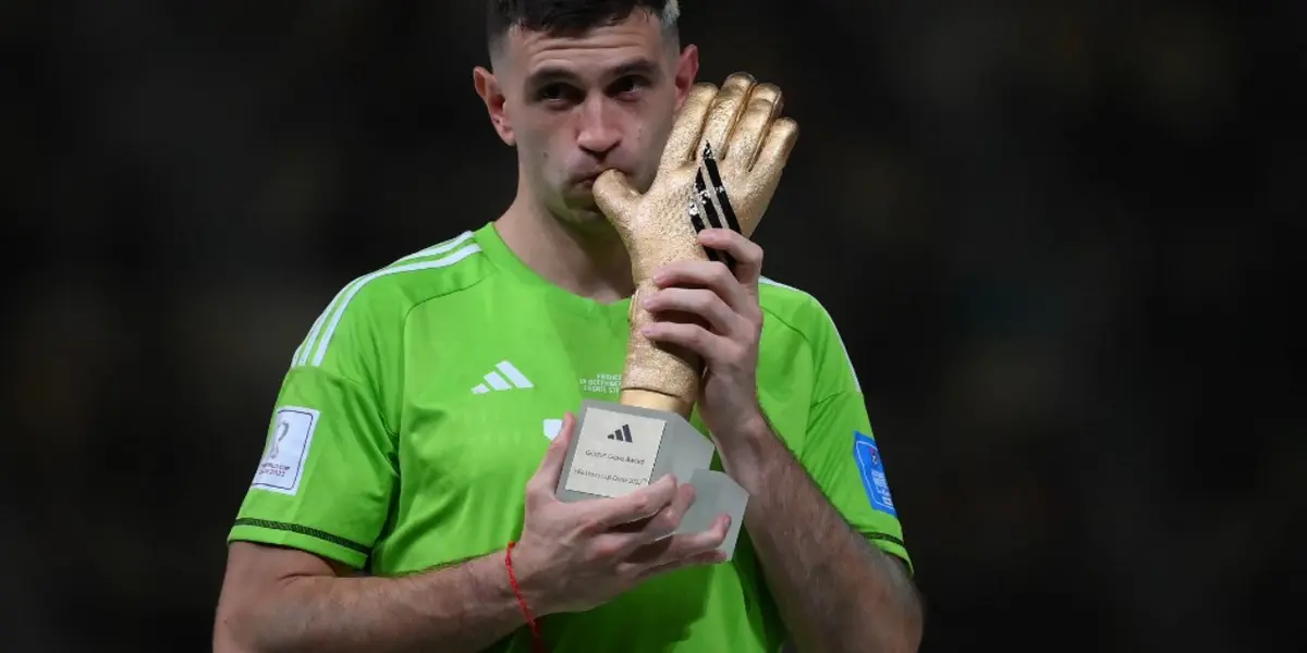 Goleiro da Argentina foi eleito o melhor da posição no Mundial do Catar