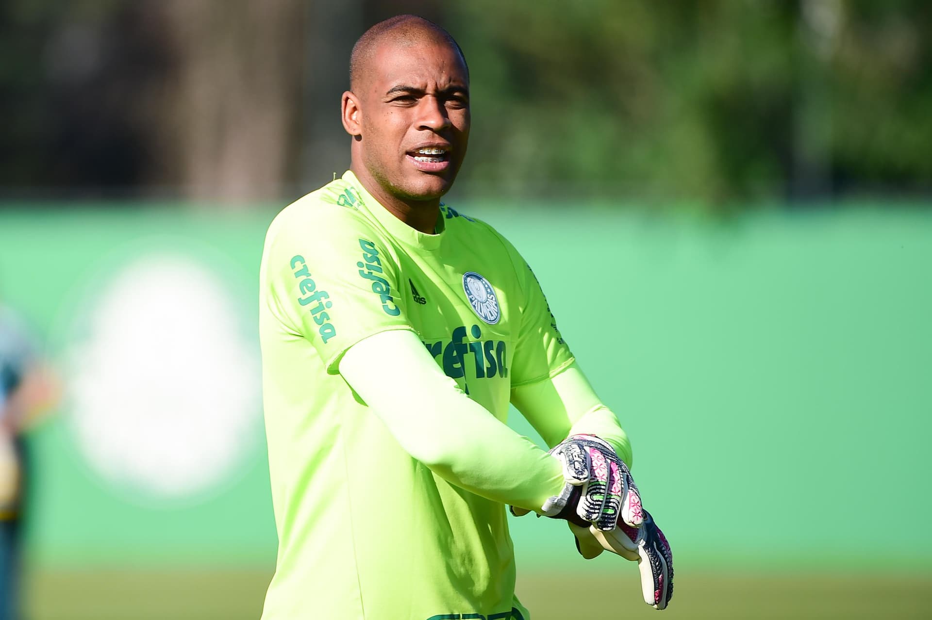 Goleiro Jailson tinha acerto com o Cruzeiro, mas com duas reviravoltas, pode ter o América-MG como destino em 2022