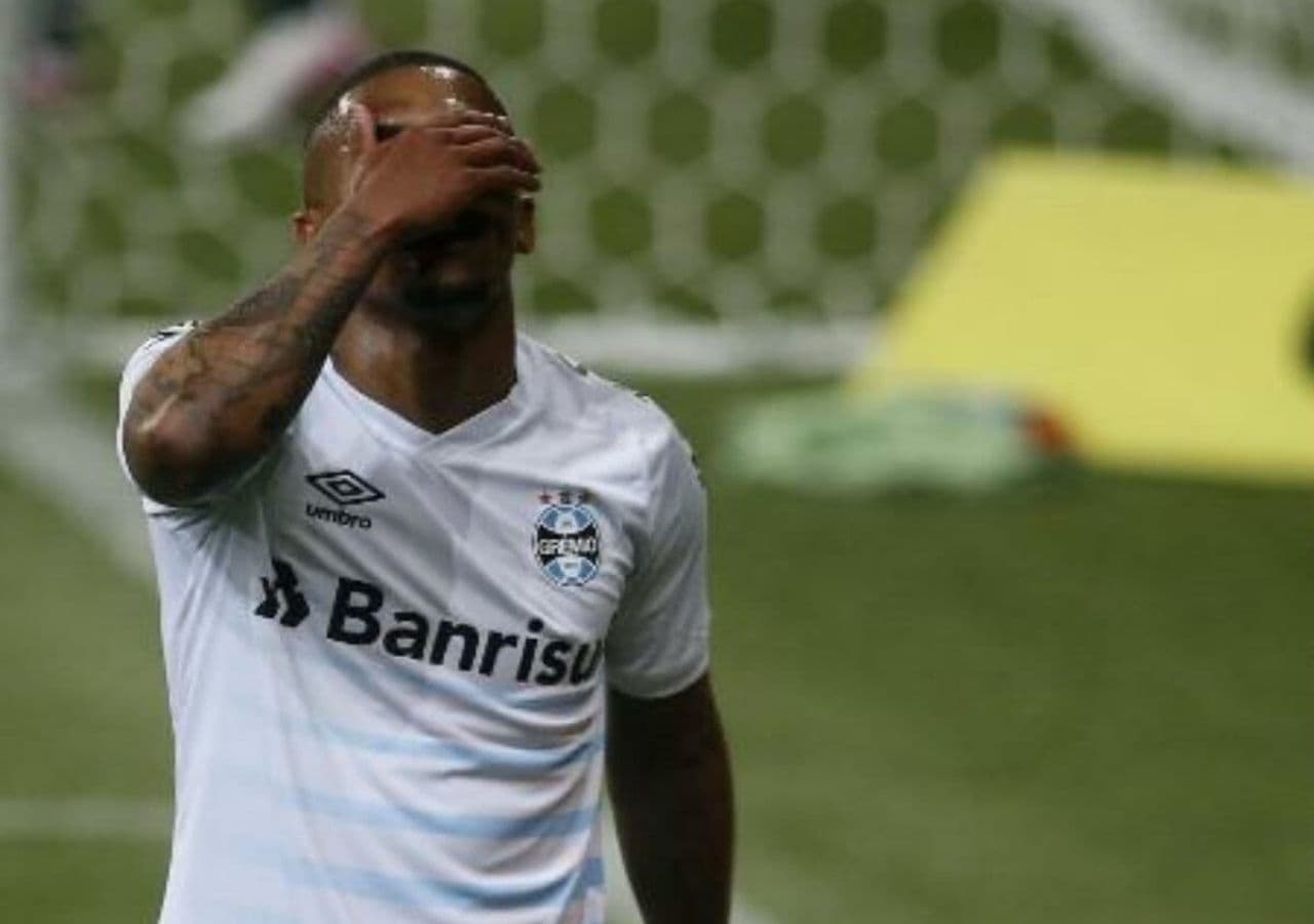 Grêmio está em situação delicada no Brasileirão e invasão de torcedores pode fazer Arena do Grêmio não existir mais