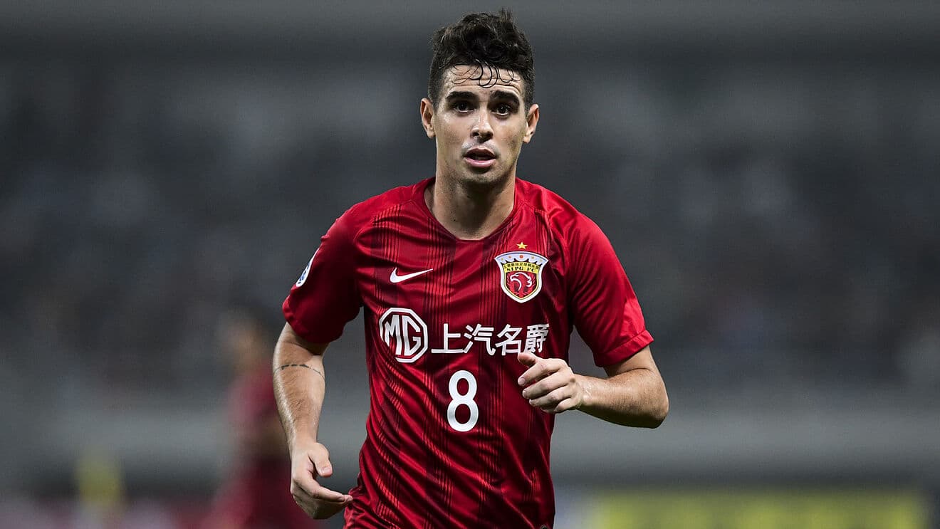 Há quatro anos no futebol chinês, meia vê com bons olhos um retorno ao futebol europeu