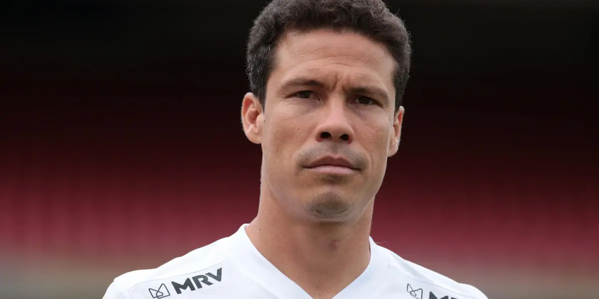 Hernanes não joga desde o dia 25 de maio
