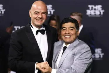 Homenagem planetária a Maradona: FIFA pede um minuto de silêncio em todas as partidas do fim de semana
 