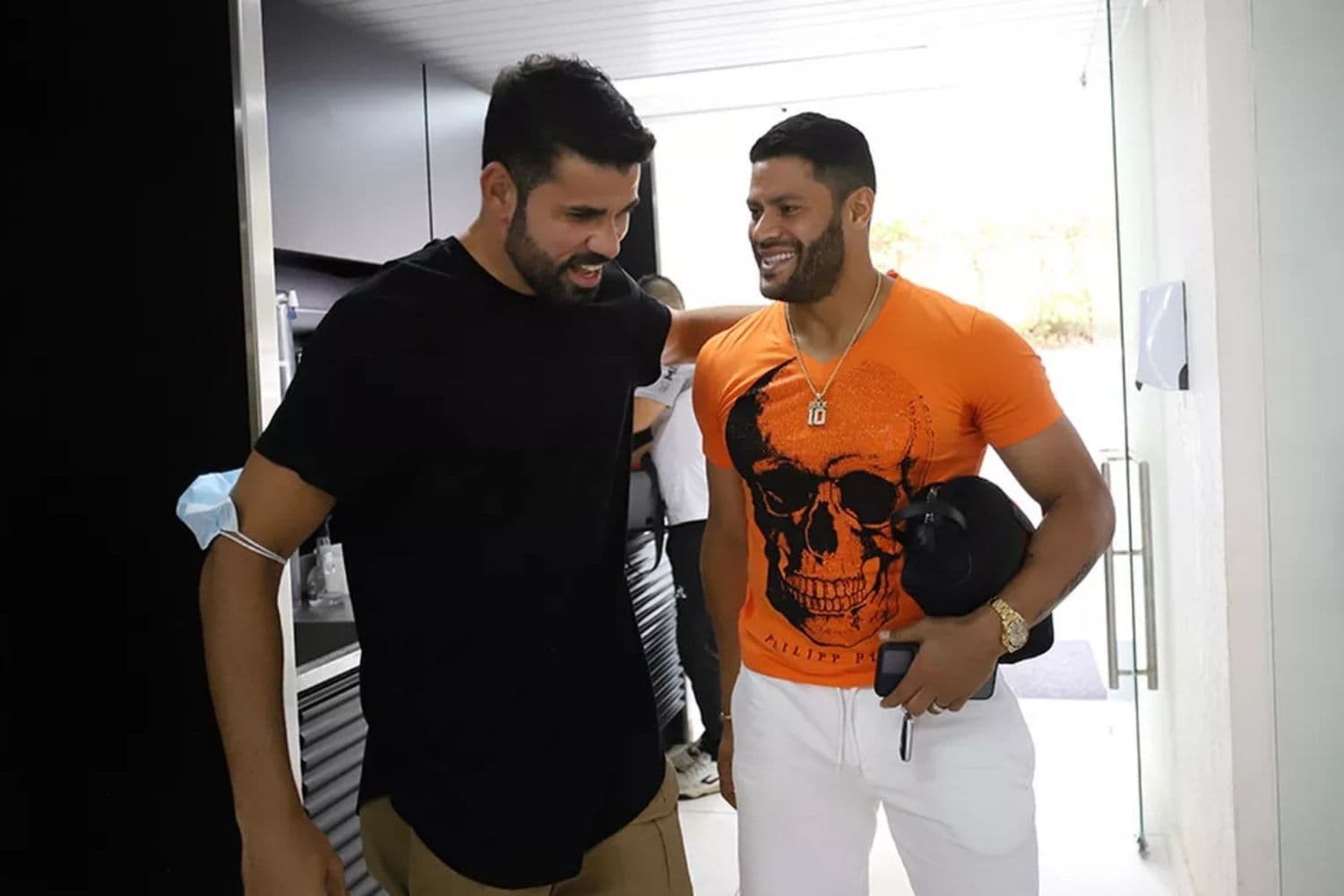 Hulk dá ultimato em Cuca para escalar Diego Costa na equipe titular e obriga mudança radical no Atlético-MG