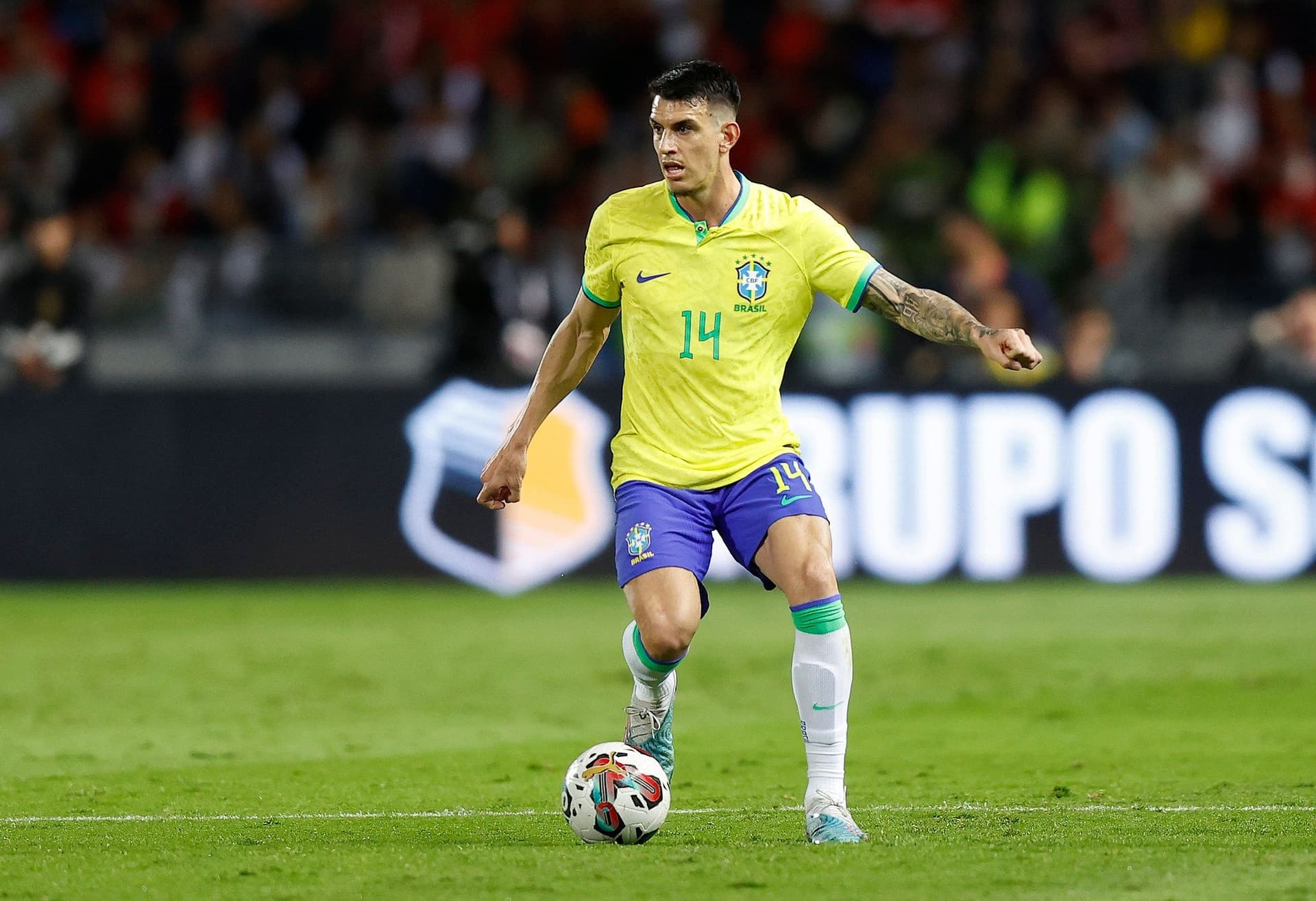 Ibanez, jogador da Roma, foi um dos destaques da Seleção Brasileira na derrota para Marrocos