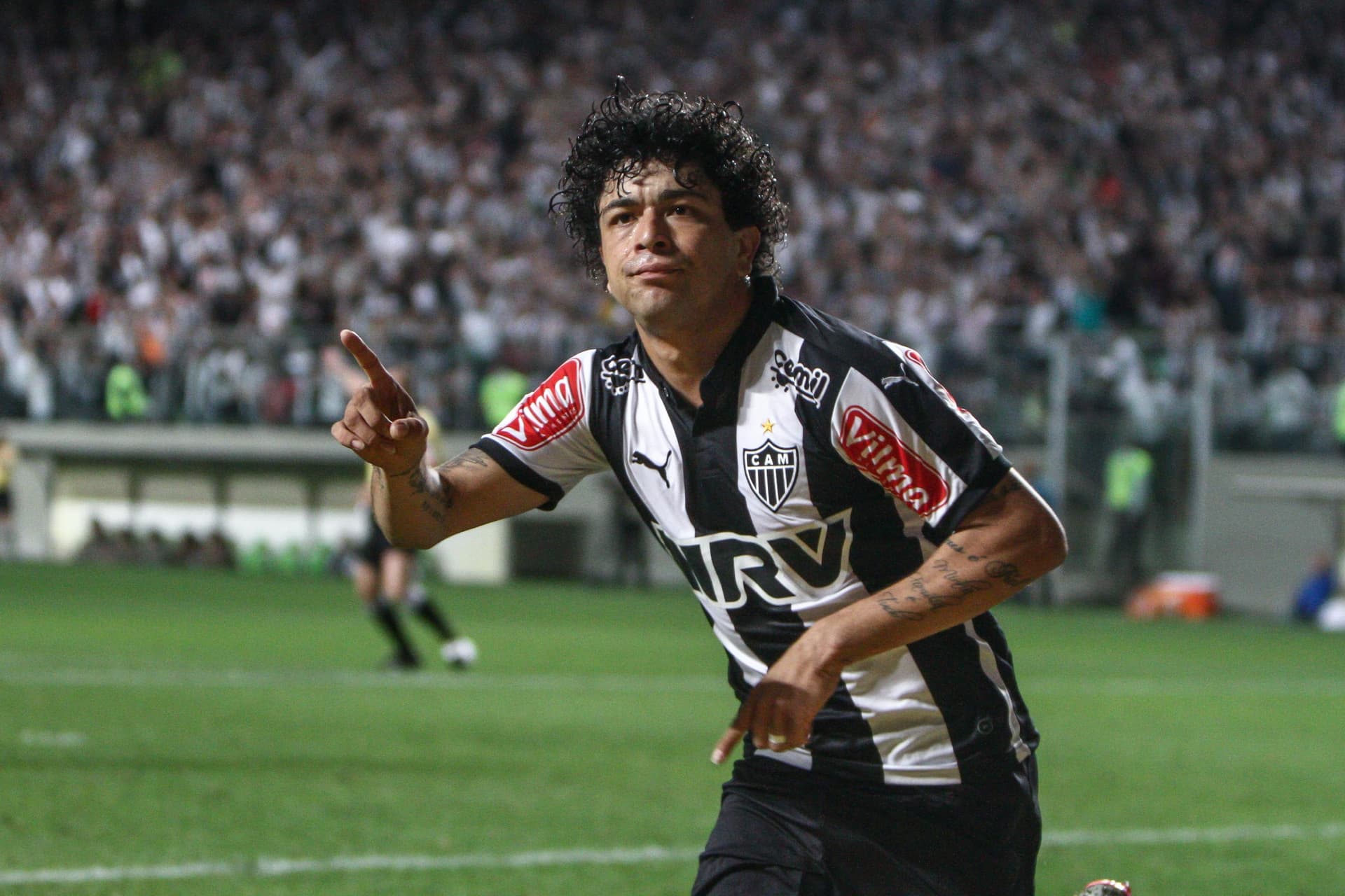 Ídolo do Atlético-MG pode retornar ao Brasil, mas salário assusta