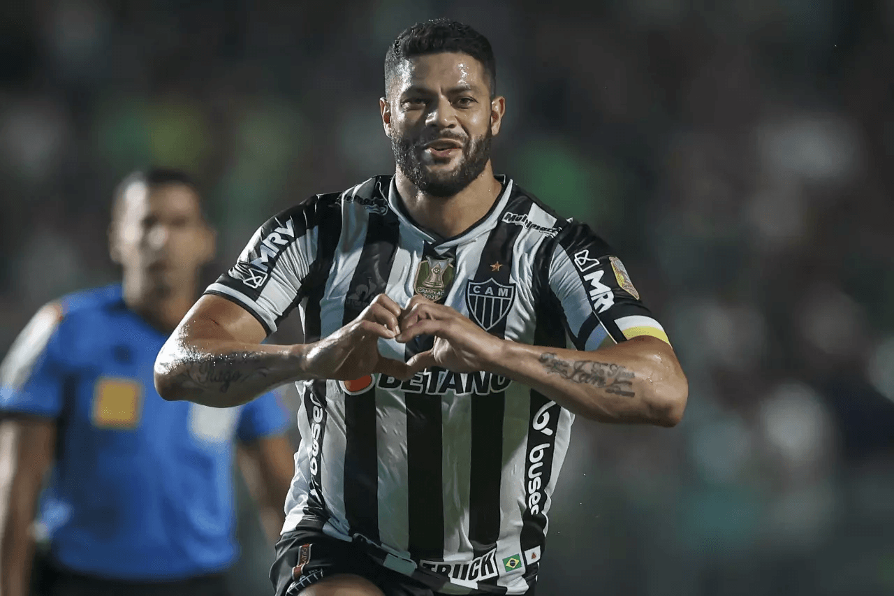 Ídolo e ex-jogador do Galo enviou mensagem à Hulk após jogo do último sábado