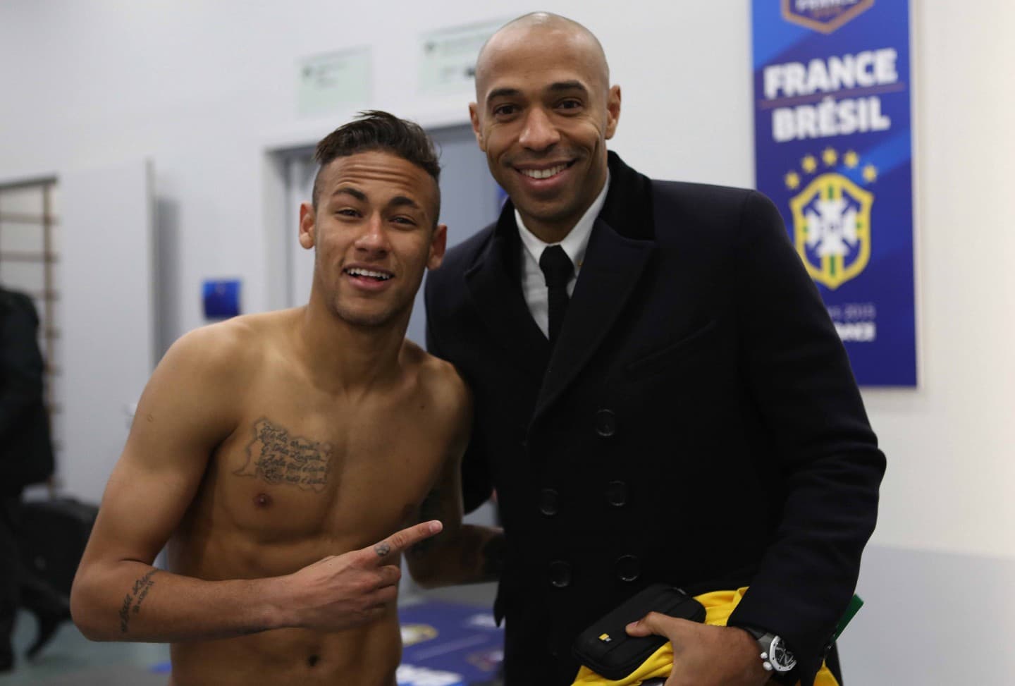 Ídolo francês reascendeu o debate sobre a estrela do futebol brasileiro