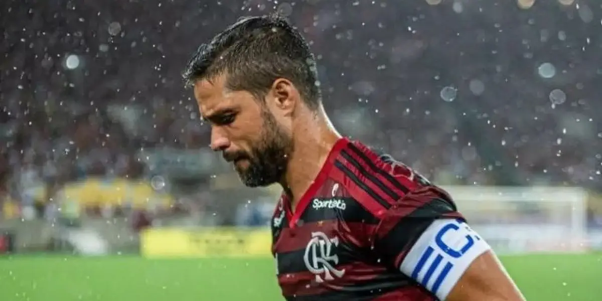 Ídolo rubro-negro surpreendeu repórteres