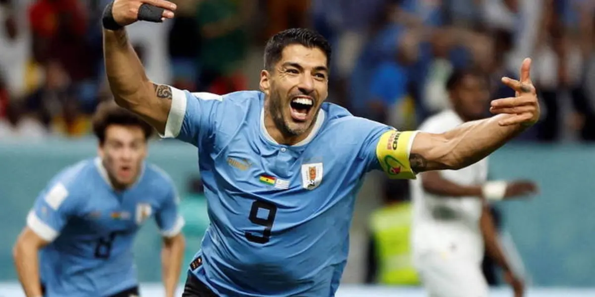 Ídolo uruguaio acertou sua ida para o clube gaúcho após se reunir com amigo argentino e sua família