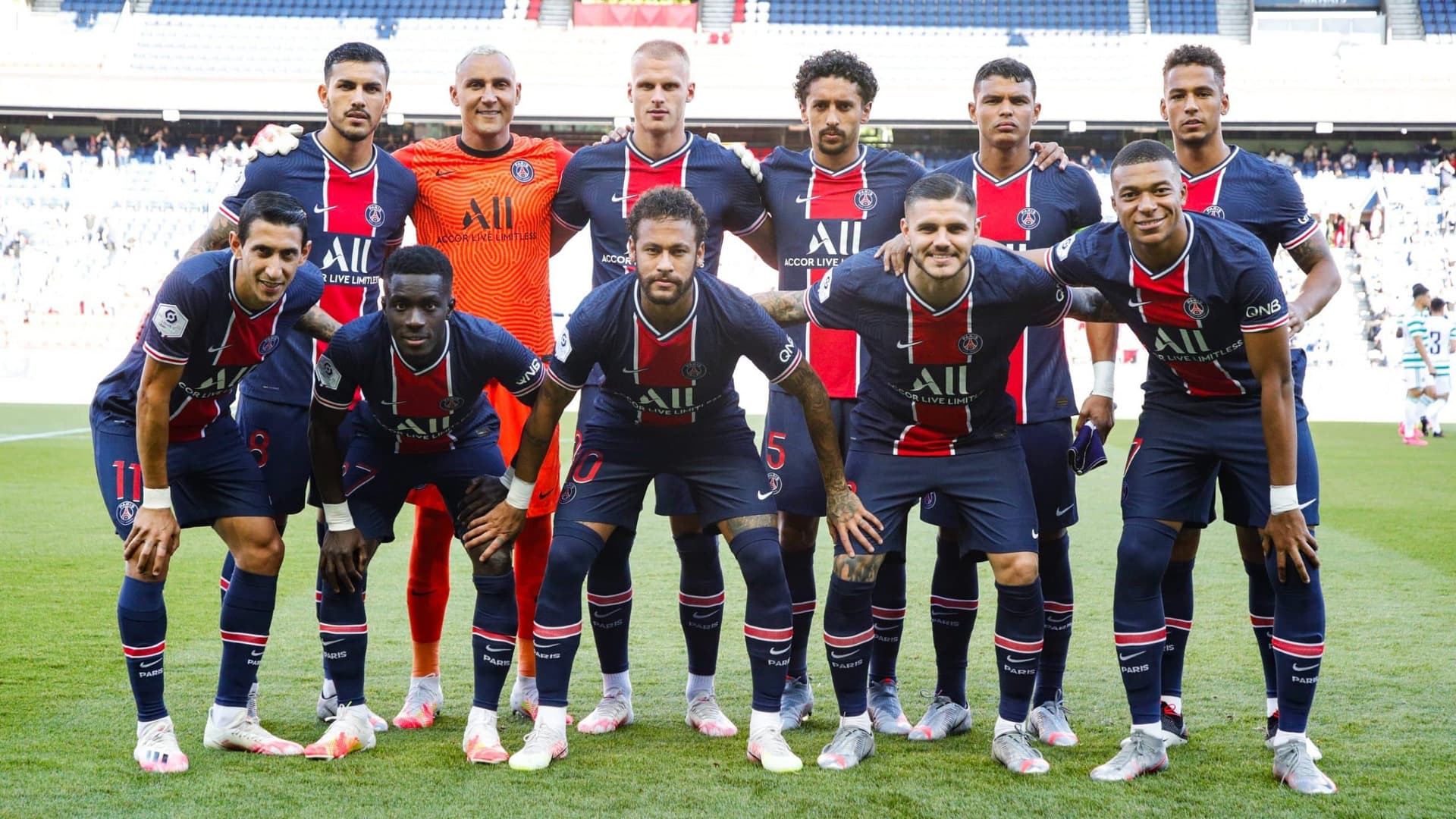 Iternautas levantaram a possibilidade do Paris Saint-Germain acionar o "modo carreira" se conseguir juntar Messi a estrelas como Neymar, Mbappé e Sergio Ramos