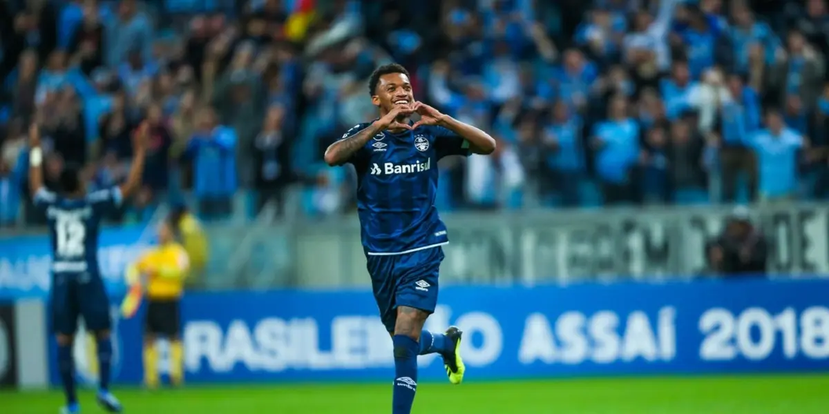 Jailson foi campeão da Libertadores pelo Grêmio em 2017 e estava livre no mercado