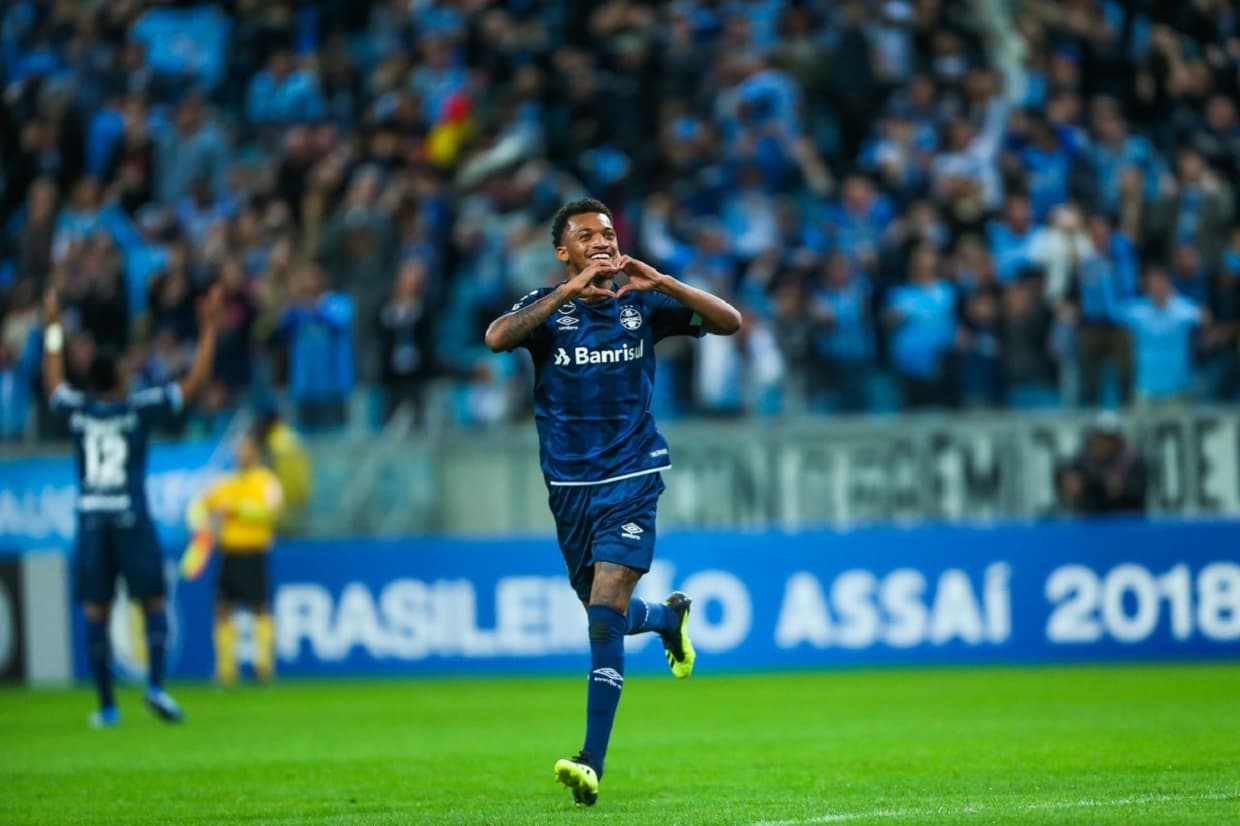 Jailson foi campeão da Libertadores pelo Grêmio em 2017 e estava livre no mercado