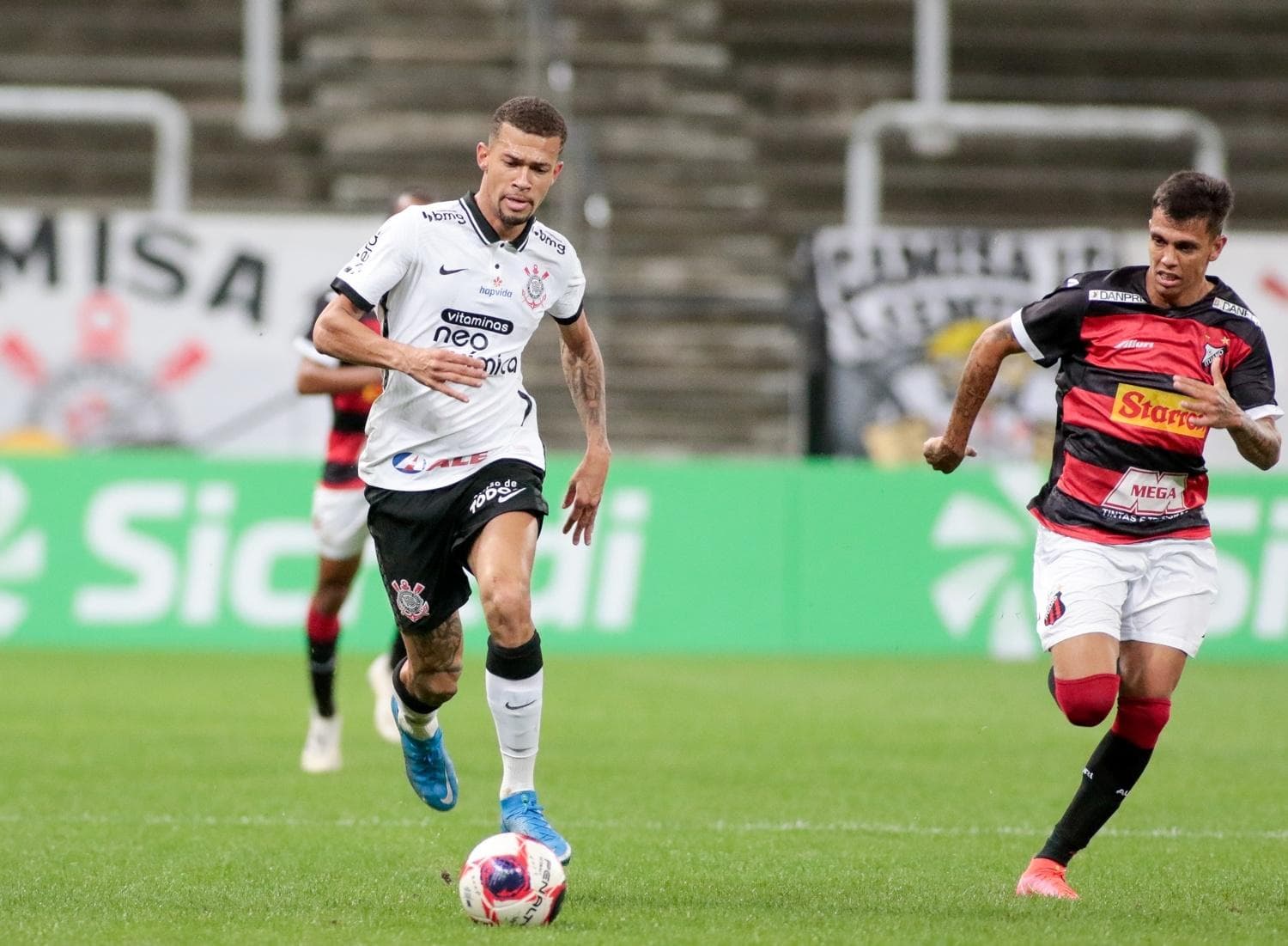 João Victor fez promessa ousada para o Corinthians no Brasileirão