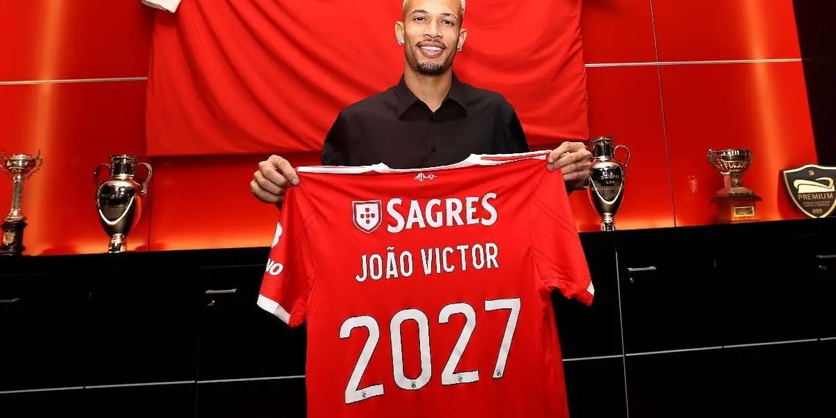 João Victor, zagueiro do Benfica, entrou no radar da equipe para a próxima temporada