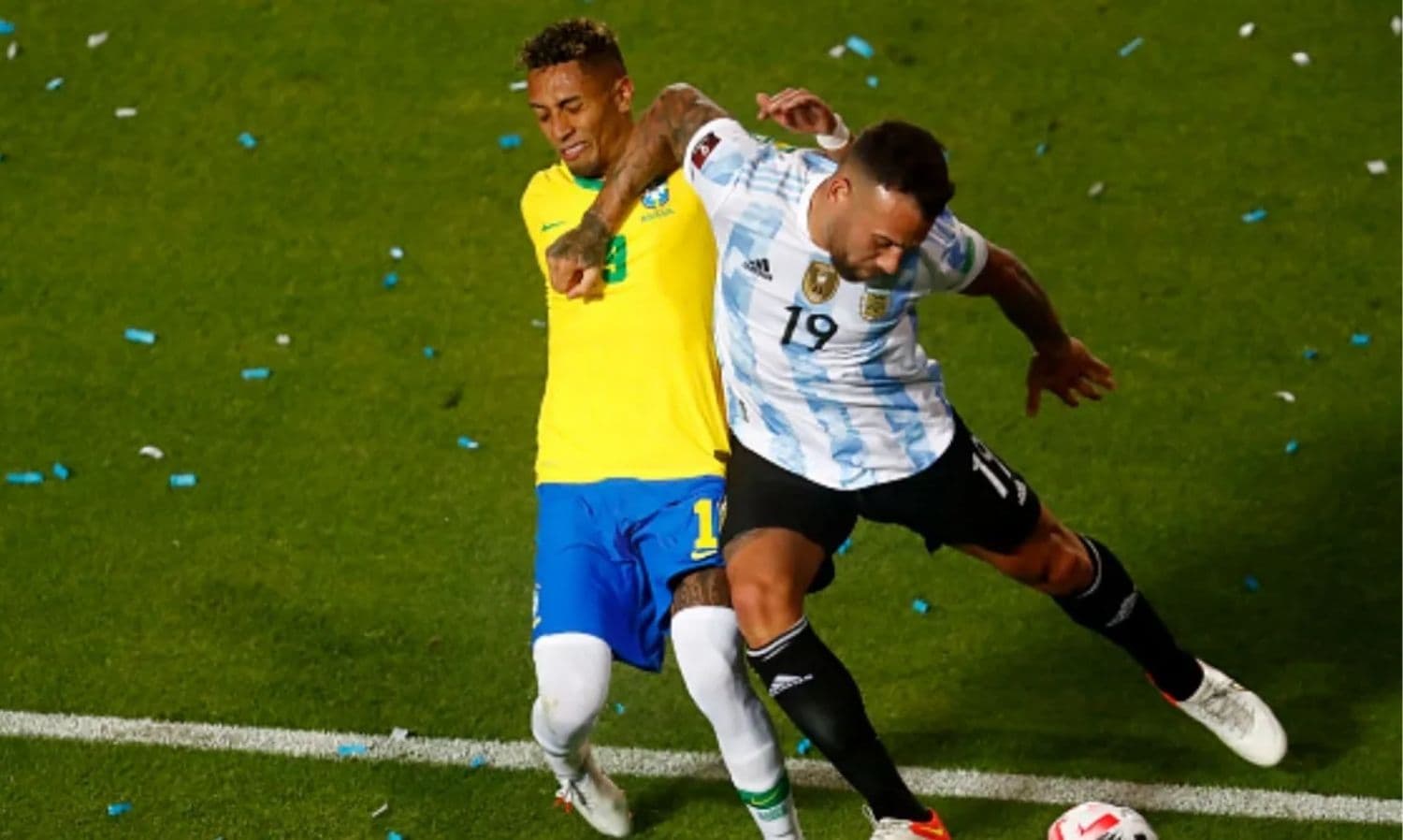 Jogada polêmica do clássico Argentina e Brasil foi motivo de piada por Otamendi, mas pode ter as piores das consequências