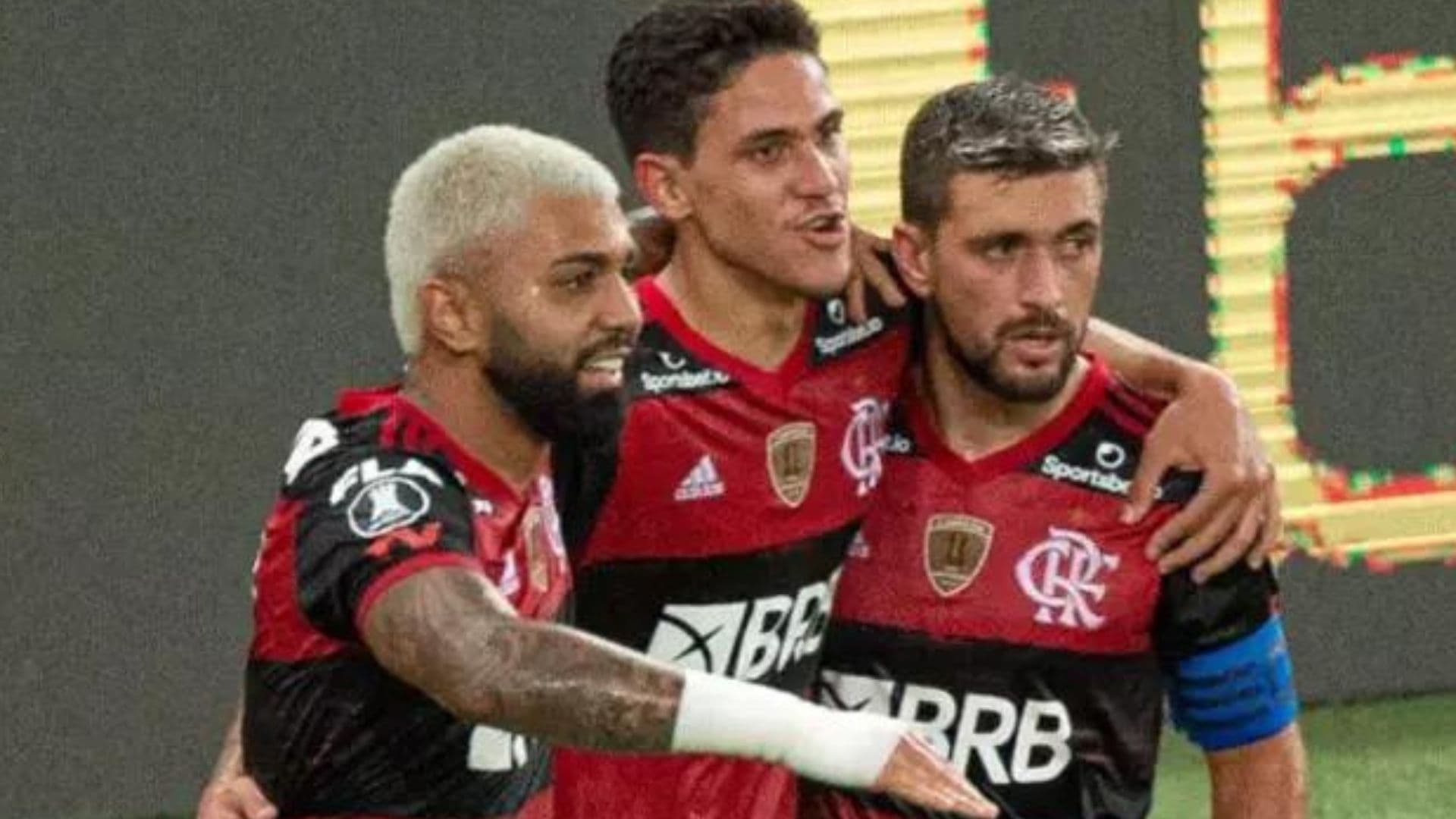 Jogador acertou que não renovará com o clube carioca e pode ir de graça para o Atlético Mineiro