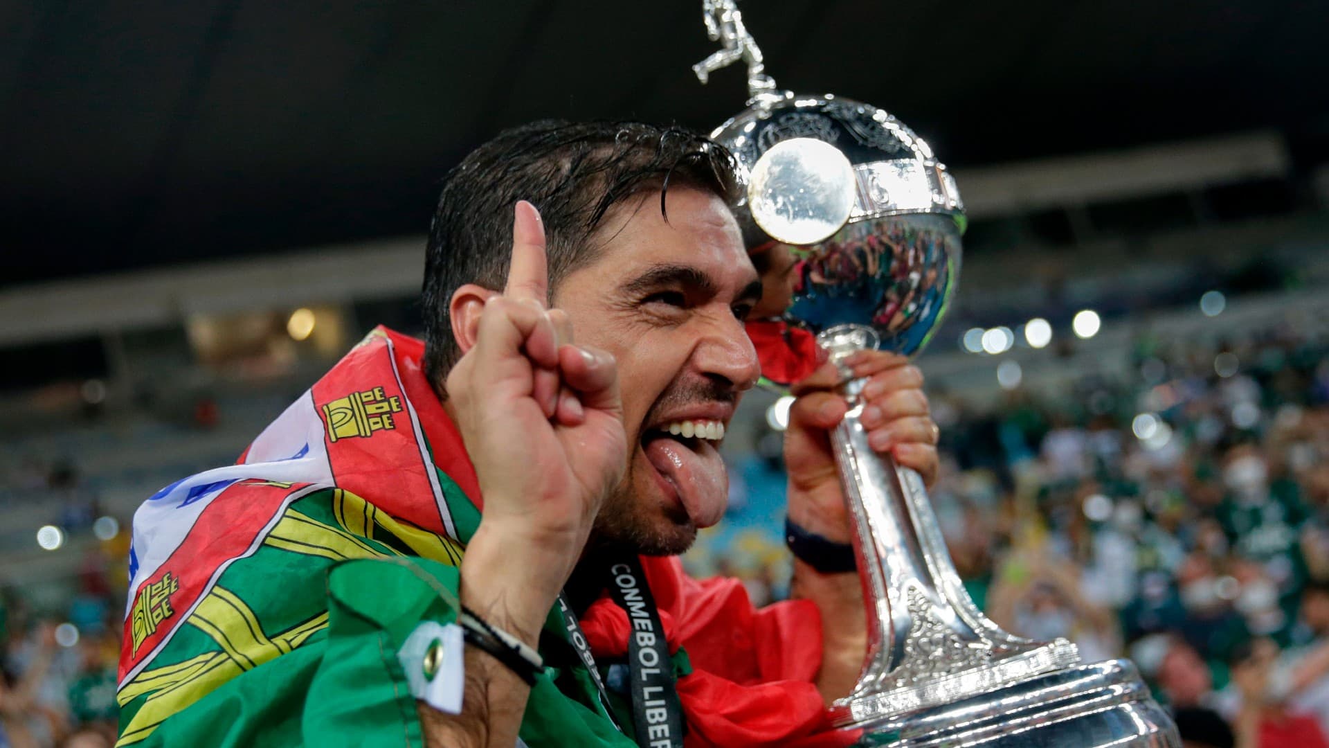 Jogador nunca atuou no elenco profissional e pode ter a chance da sua vida