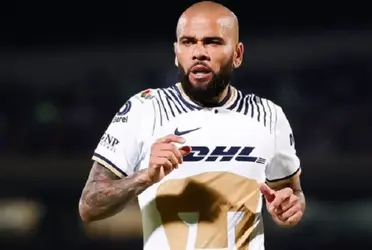 Jogador brasileiro teve o contrato rescindido no dia em que foi decretada a sua prisão na Espanha