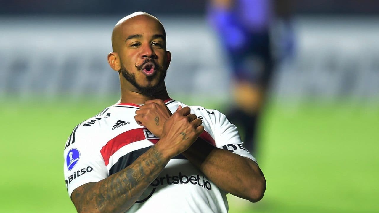 Jogador causou polêmica em sua saída do São Paulo