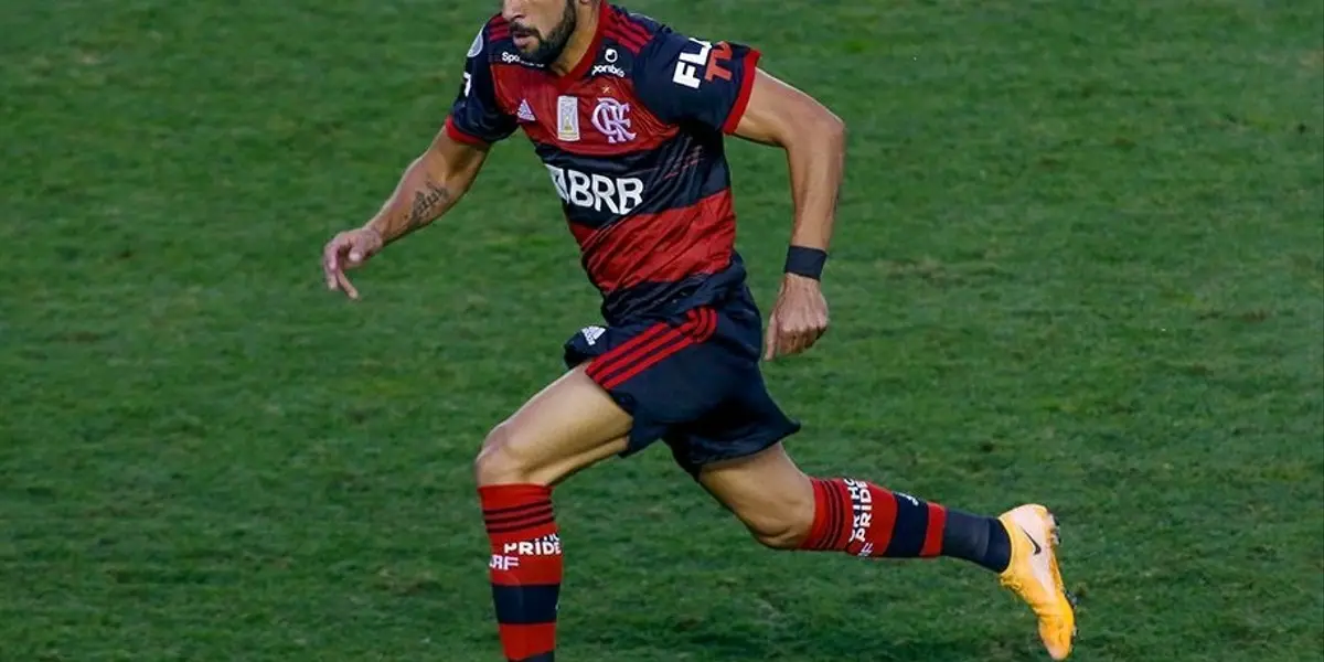 Jogador chegou ao fim de agosto no Rio de Janeiro, mas já vê um motivo para frustração