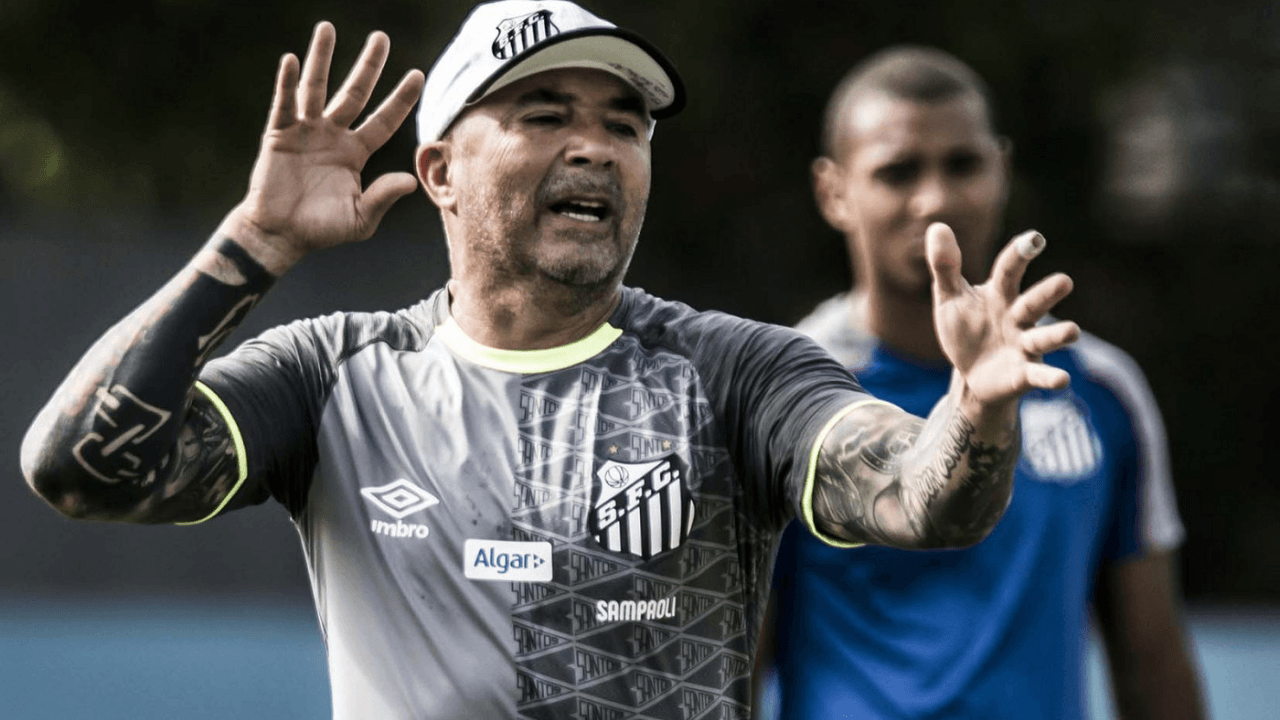 Jogador chegou a ser cobiçado pelo Verdão após passagem frustrada pela América do Norte