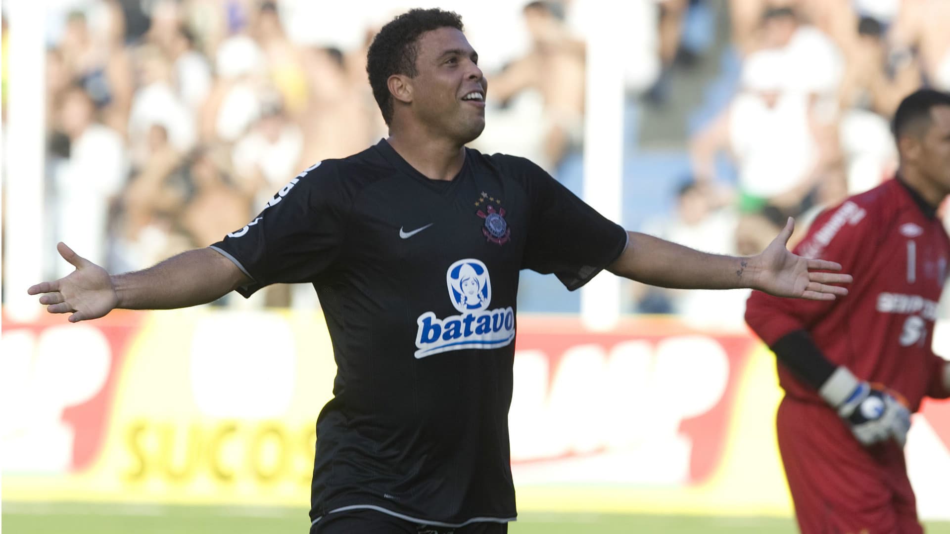 Jogador completou 45 anos na última quarta-feira (22)