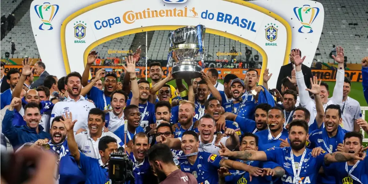 Jogador conquistou a Copa do Brasil por duas vezes e se mostrou um artilheiro nato