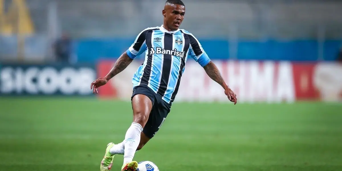 Jogador contestado pela torcida voltou a fazer parte dos planos da diretoria