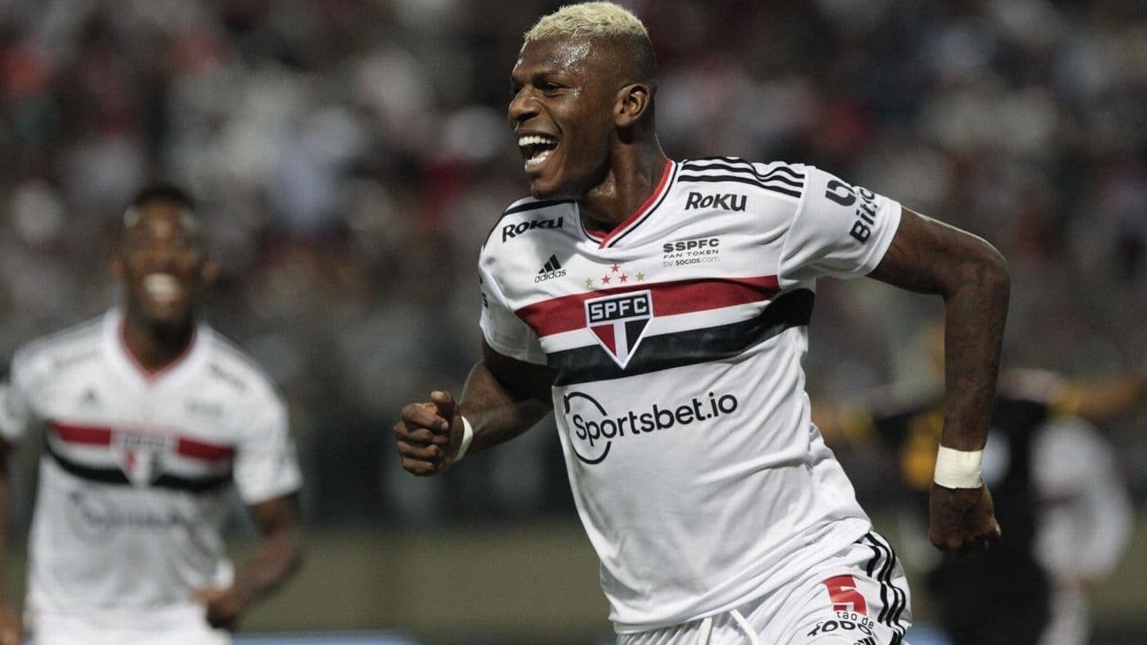 Jogador deixou a equipe paulista