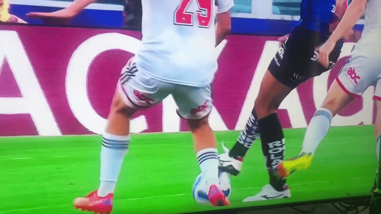 Jogador do Del Valle deu drible característico do Bruxo