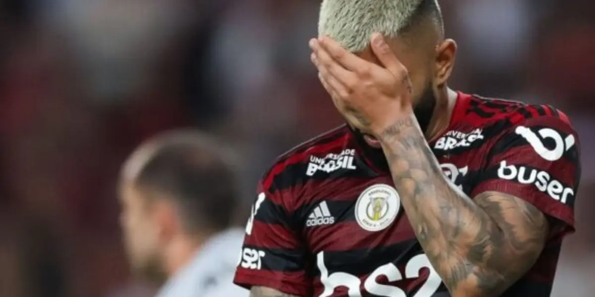 Jogador do Flamengo ficou furioso ao ver que sua ex mulher vem postando fotos quentes na internet