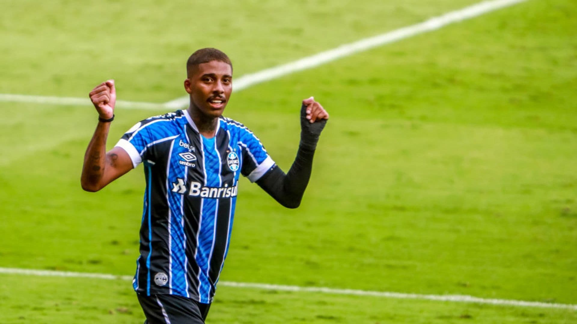 Jogador e Grêmio se acertam e Jean Pyerre não atua mais pelo clube gaúcho