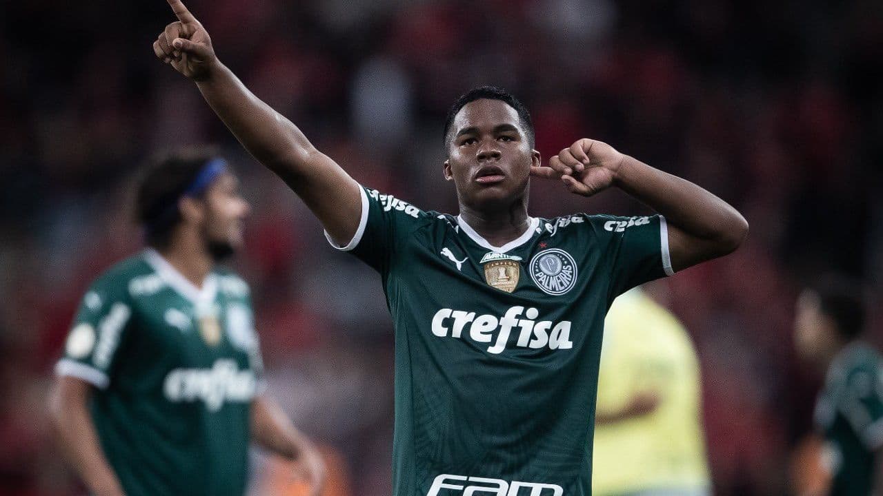 Jogador é muito promissor e Grêmio quer milhões por ele