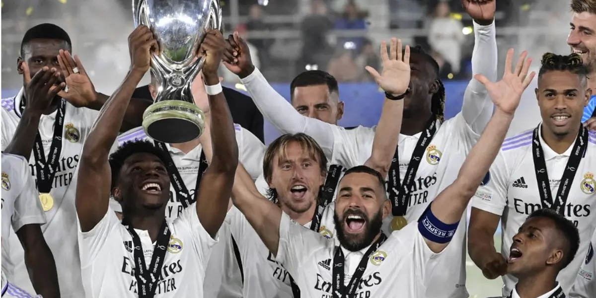 Jogador é sondado por um gigante do futebol inglês e pode "mudar de ares" em breve