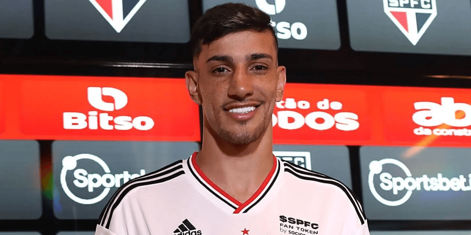 Jogador é visto como uma das grandes joias do São Paulo