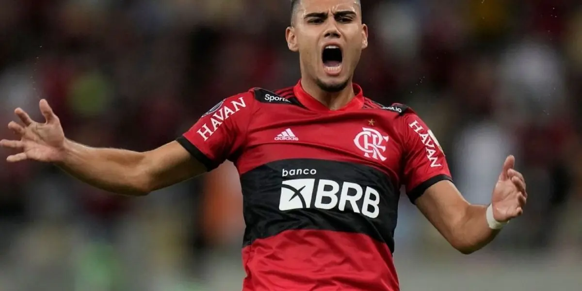 Jogador estaria abalado por conta de protestos no CT do Flamengo