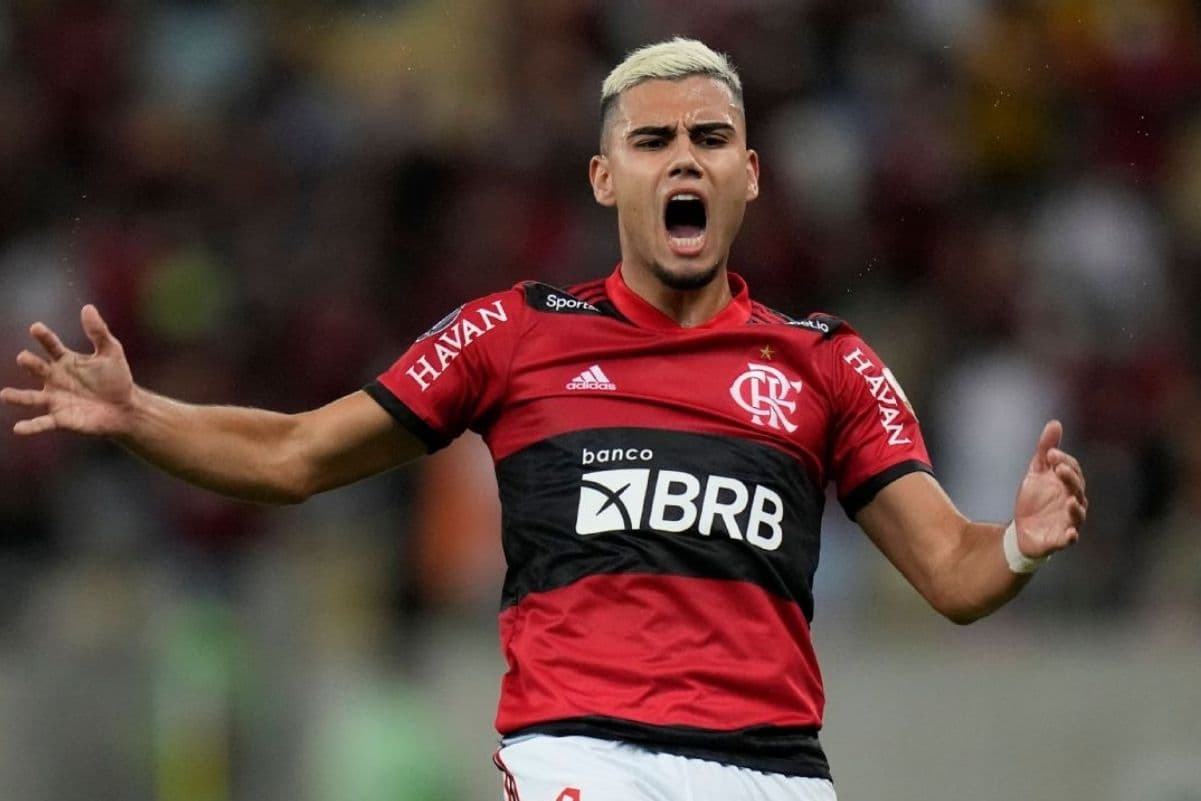 Jogador estaria abalado por conta de protestos no CT do Flamengo