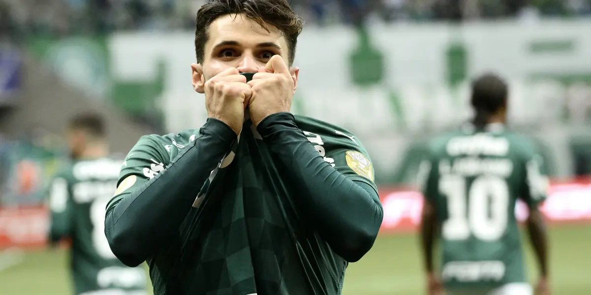 Jogador falou sobre a decisão em Montevidéu e sobre dificuldade no Brasileirão