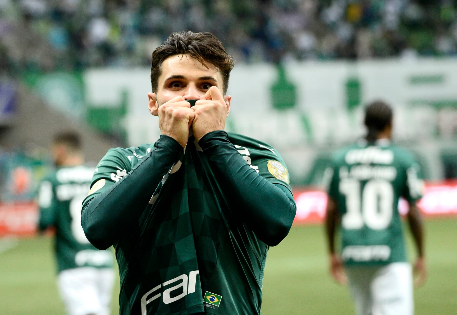 Jogador falou sobre a decisão em Montevidéu e sobre dificuldade no Brasileirão