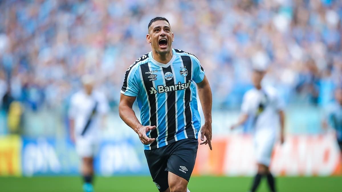 Jogador fez jogada impressionante que chocou Suárez
