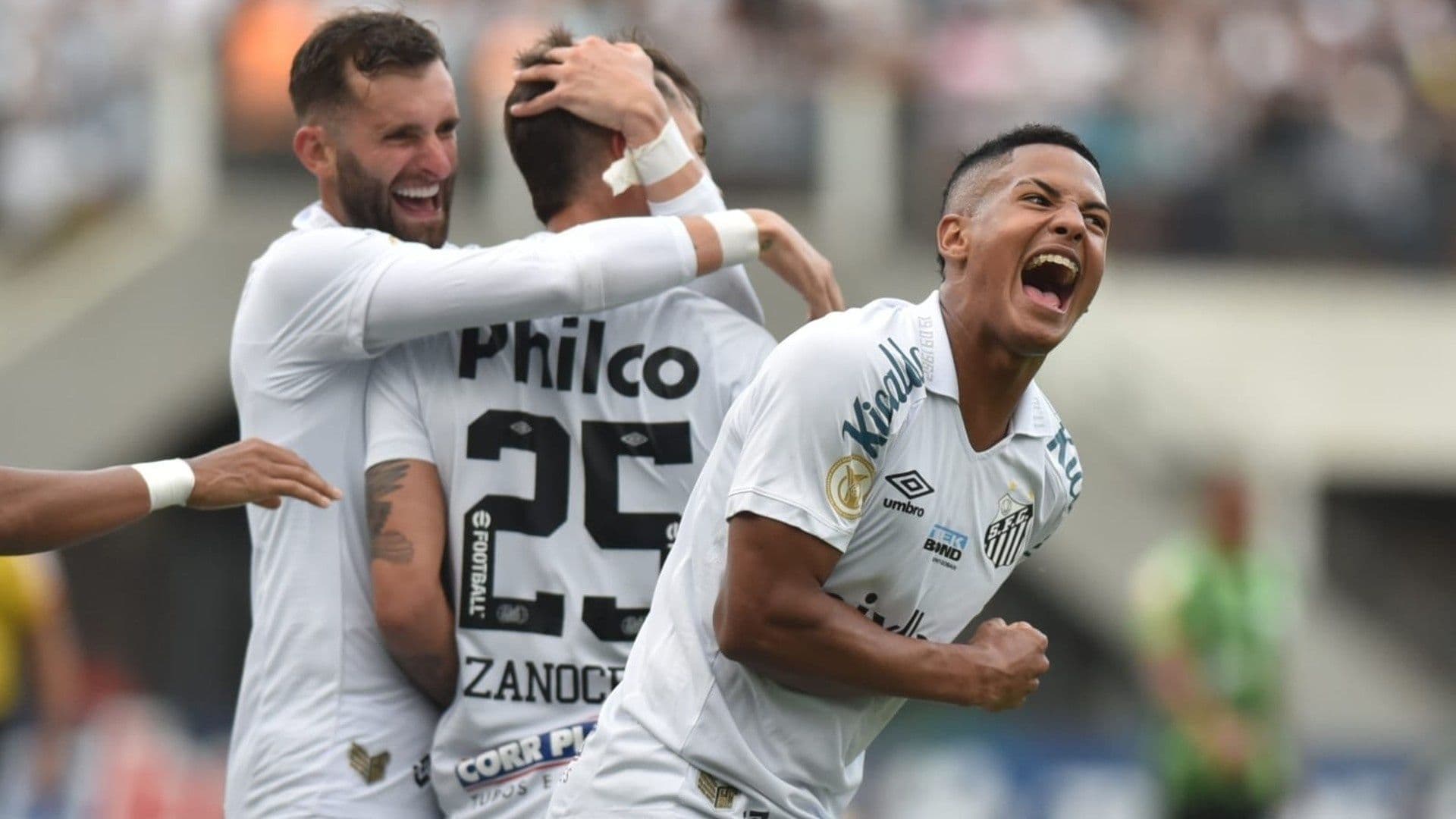 Jogador ficou ausente de treinamentos