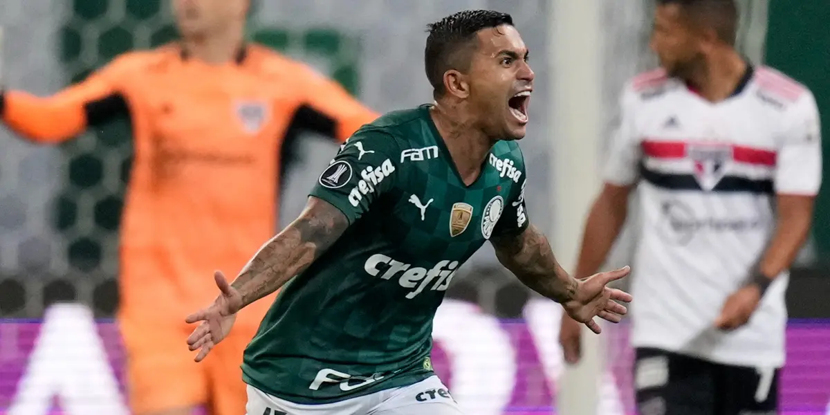 Jogador ficou bastante irritado após ser substituído na partida contra o Galo