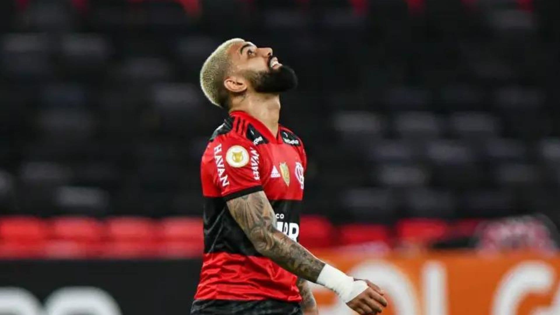 Jogador ficou de fora da lista dos 26 nomes que vão representar o Brasil na Copa do Mundo